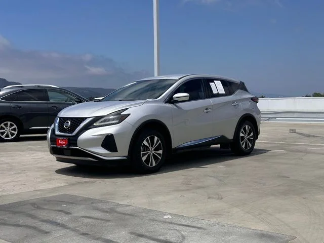 Used 2019 Silver Nissan S image 7
