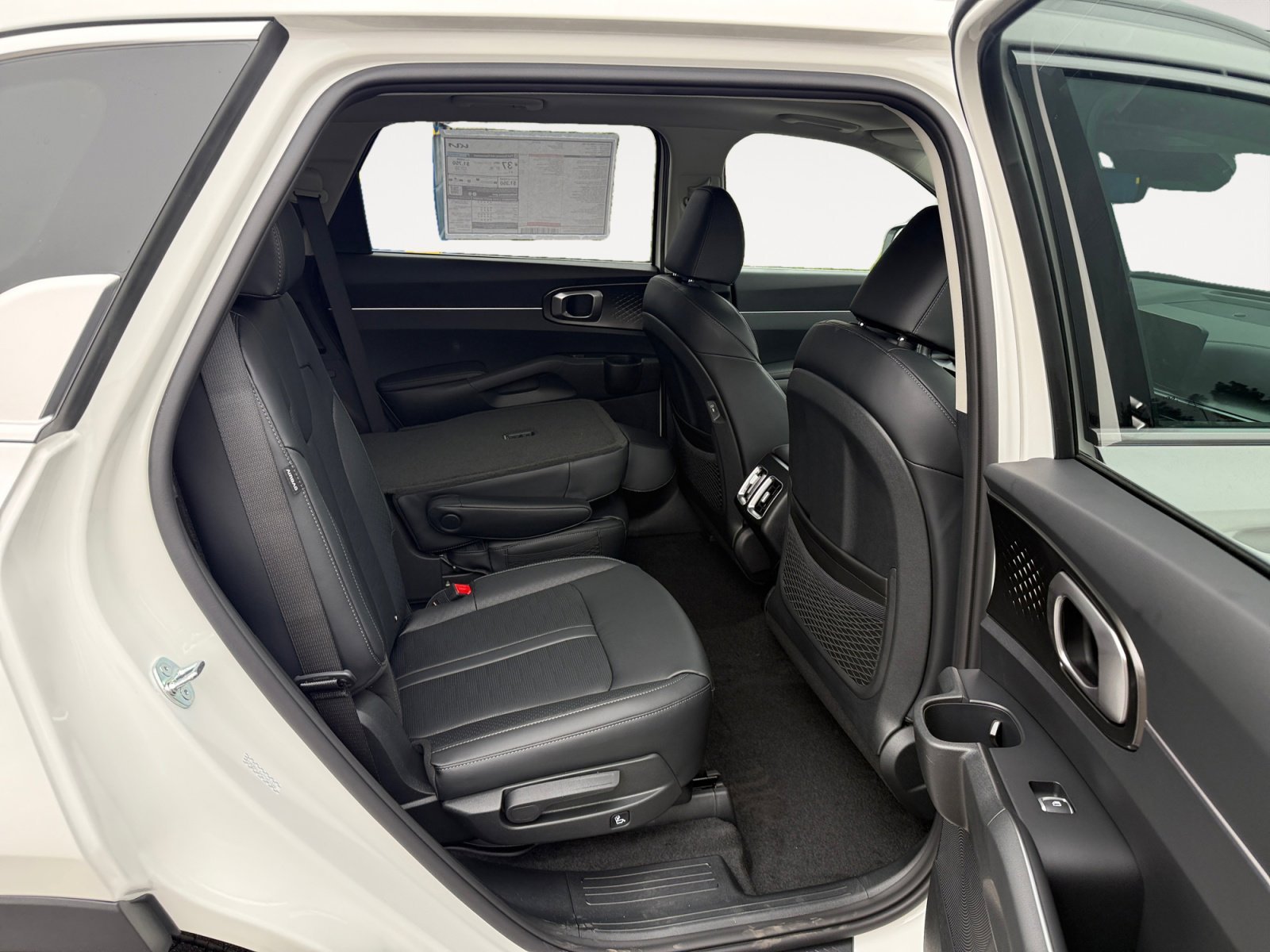 New 2026 Snow White Pearl Kia EX image 18