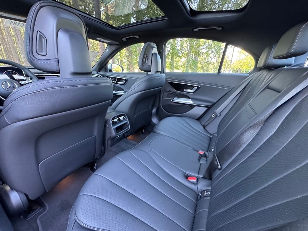 2026 Mercedes-Benz E-Class E350 - Photo 15