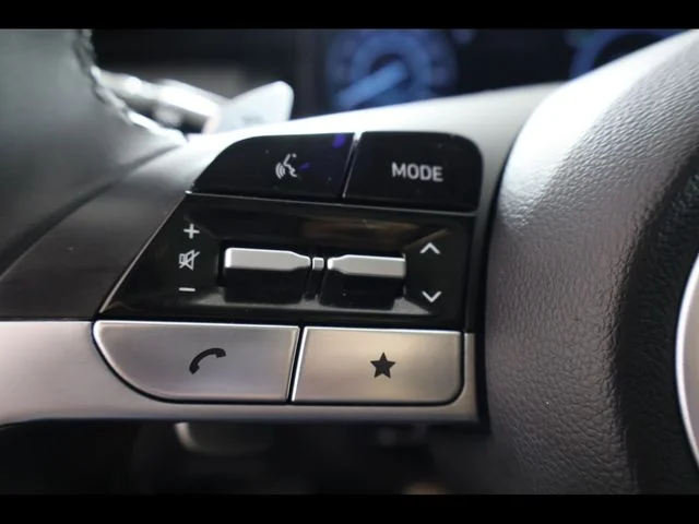 Used 2023 Gray Hyundai SEL Convenience image 24