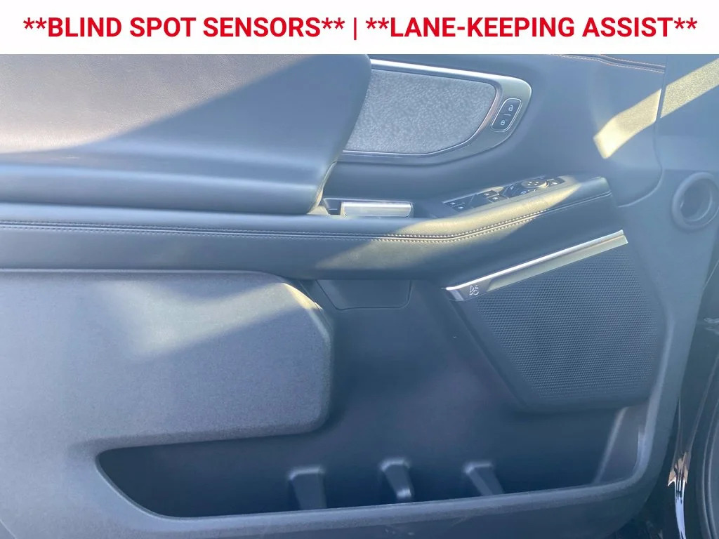 New 2027 Agate Black Metallic Ford Tremor® image 11