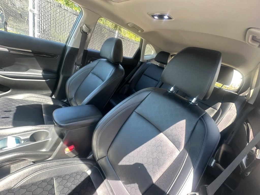 Used 2021 Black Kia EX image 11