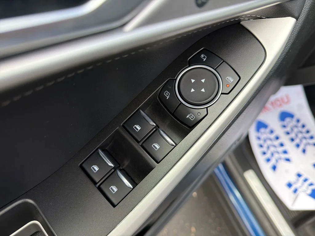 Used 2023 Blue Ford Limited image 11