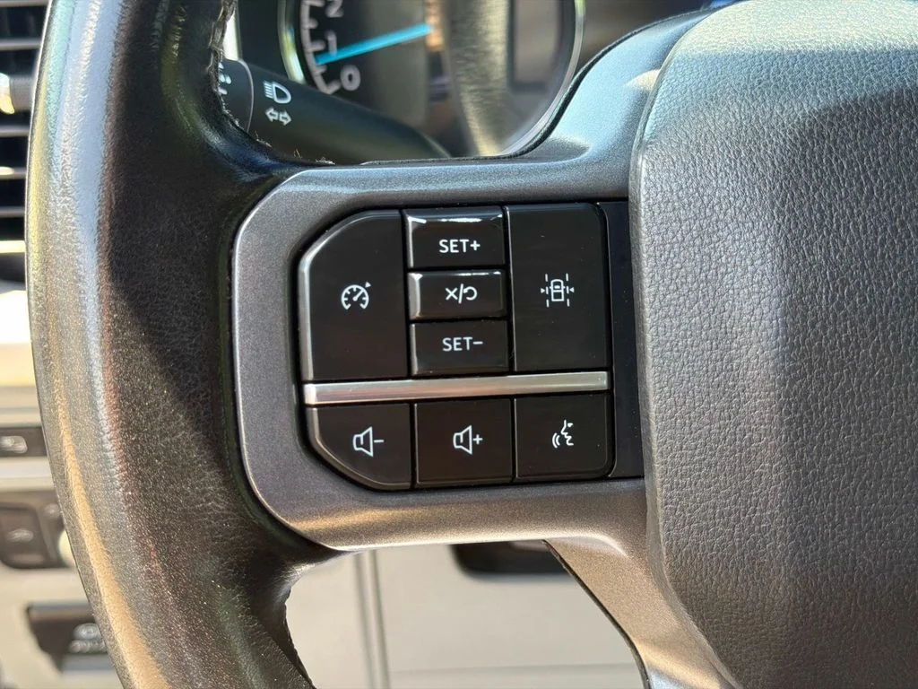 Used 2023 Blue Ford XLT image 31
