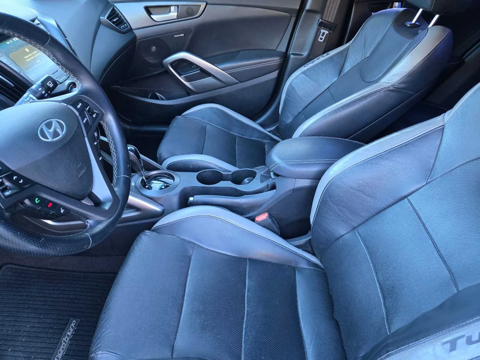 Used 2016  Hyundai Turbo image 22