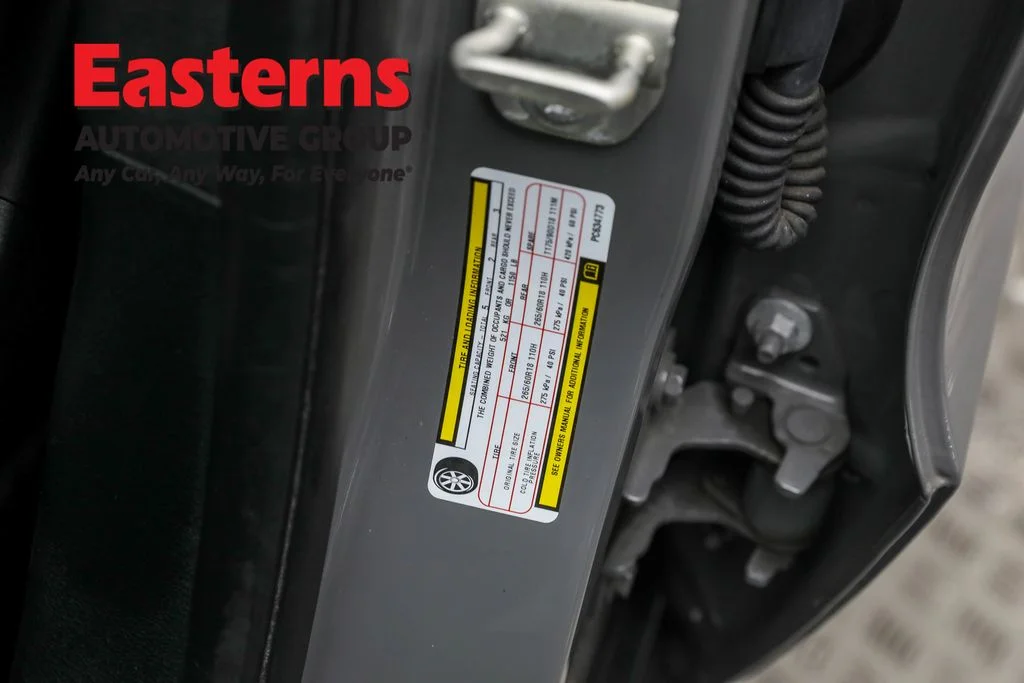 Used 2023 Gray Dodge SXT image 33