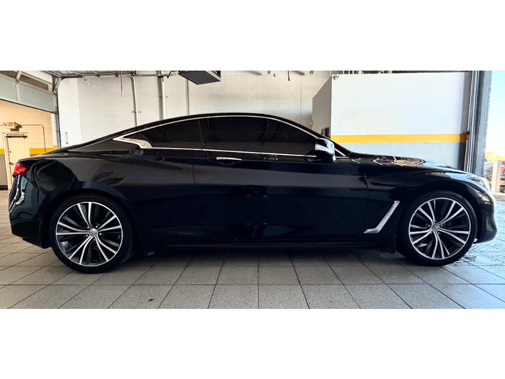 Used 2019 Black Obsidian INFINITI 3.0t PURE image 11
