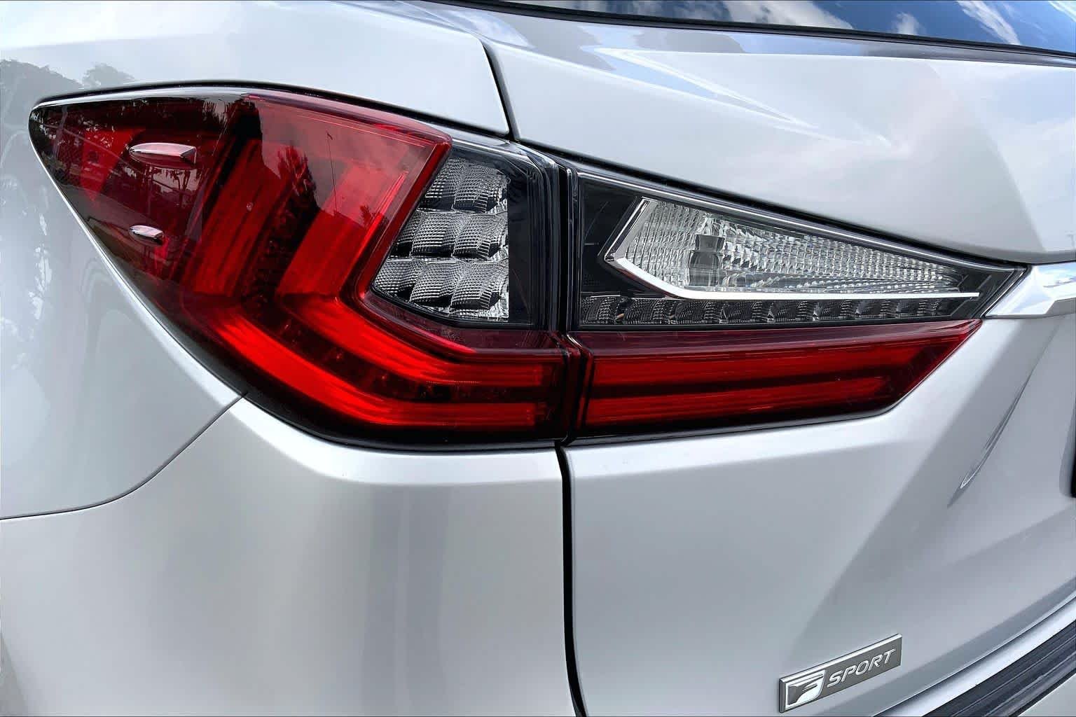 Used 2017 Silver Lining Metallic Lexus  image 28