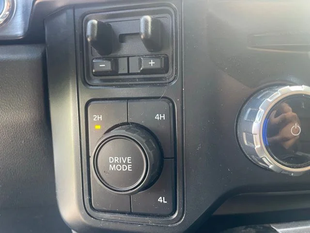 Used 2023 White Ford Lariat image 19