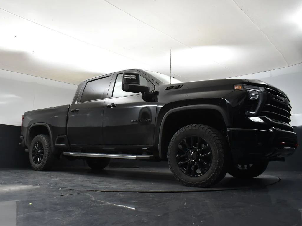 Used 2025 Black Chevrolet LTZ image 7