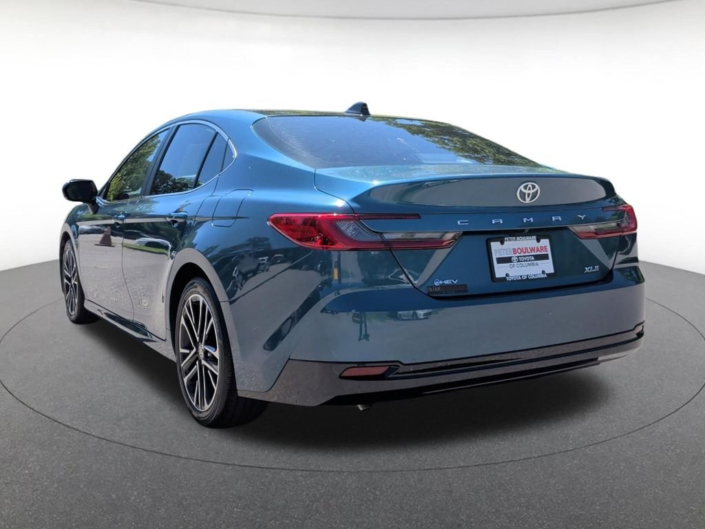 Certified Used 2025  Toyota XLE image 4