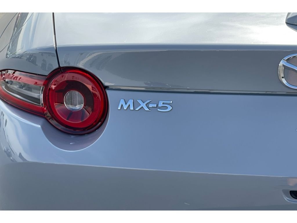 Certified Used 2025 Aero Gray Metallic Mazda Grand Touring image 18