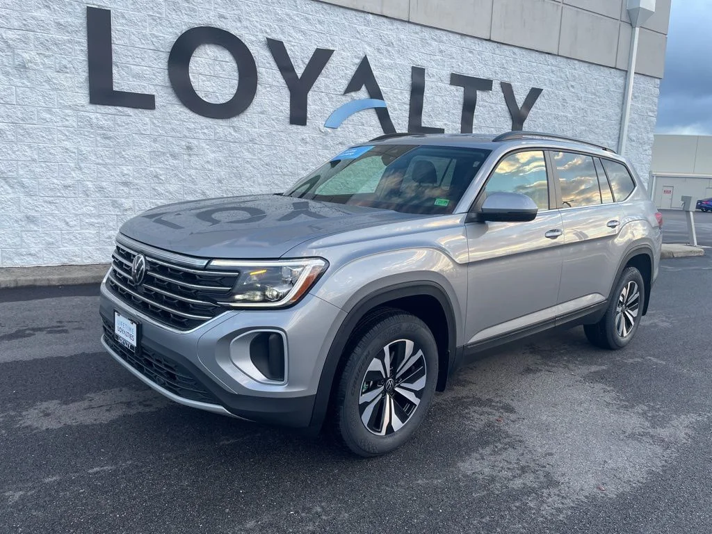 New 2026 Silver Volkswagen 2.0T SE image 1