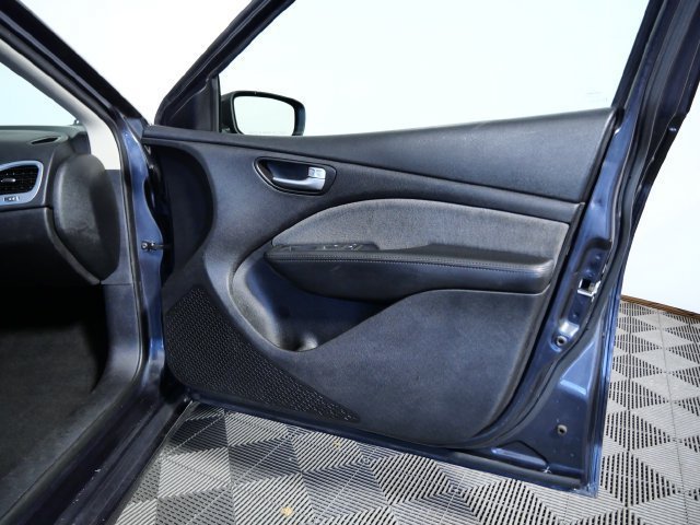 Used 2013 Gray Dodge SXT image 8