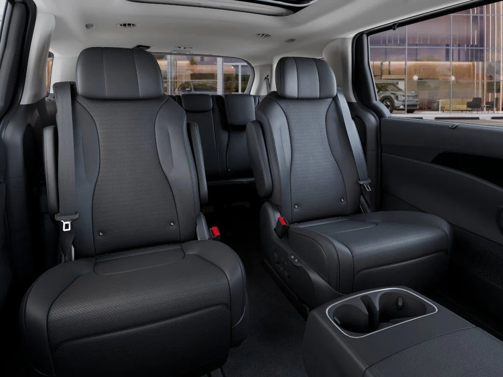 New 2026 Ceramic Silver Kia SX Prestige image 11