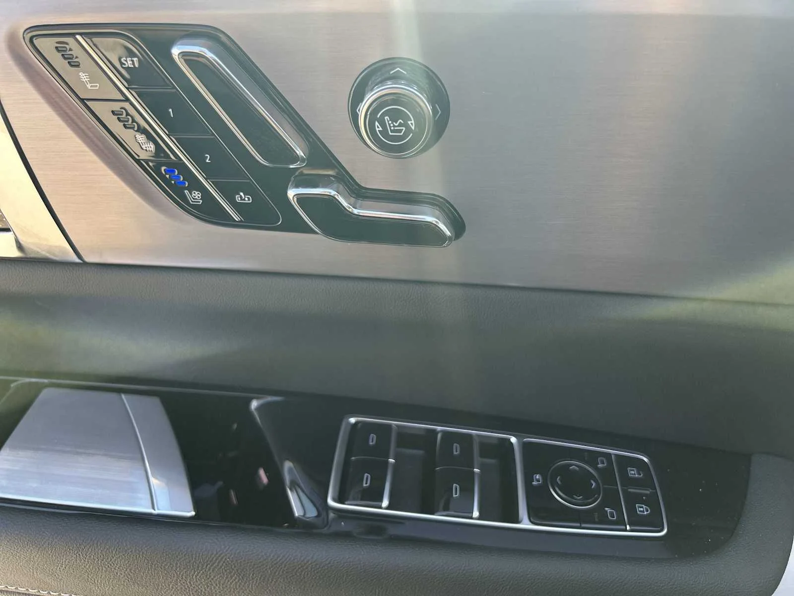 2026 Cadillac VISTIQ Luxury - Photo 23