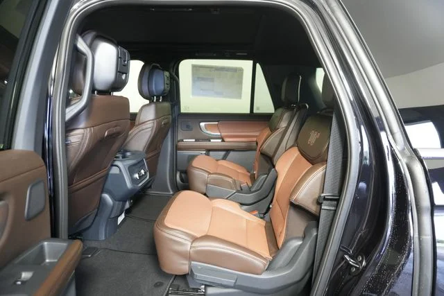 New 2027 Agate Black Metallic Ford MAX King Ranch® image 26