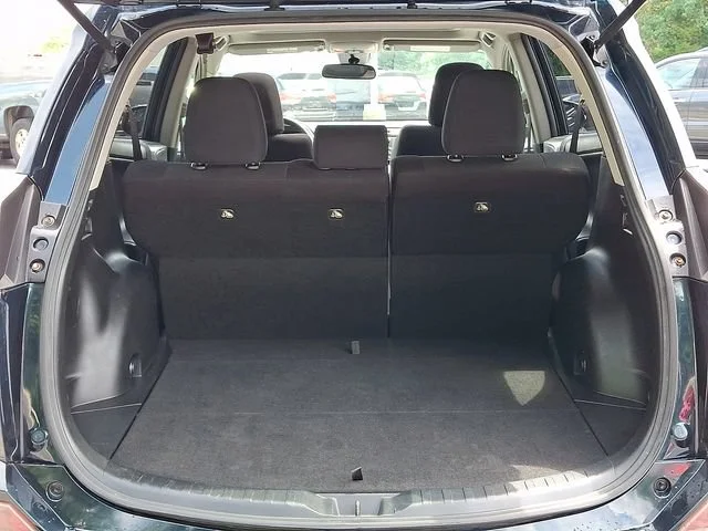 Used 2017 Blue Toyota XLE image 30