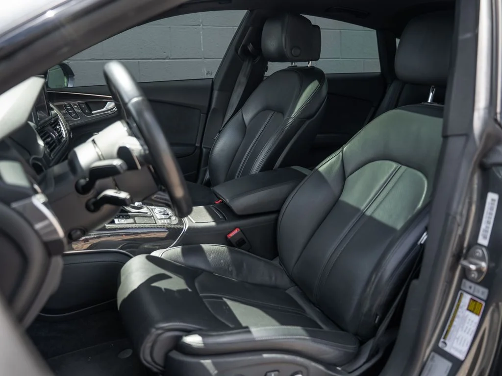 Used 2017 Gray Audi 4.0T Premium Plus image 5