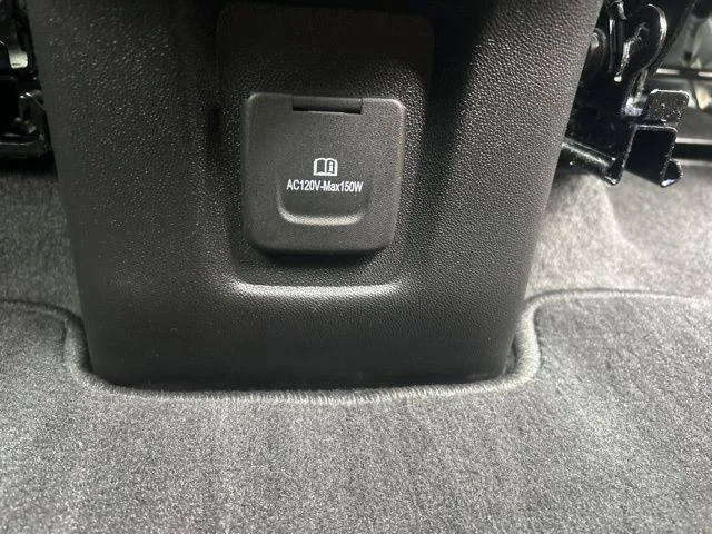Used 2023 White GMC SLE image 15