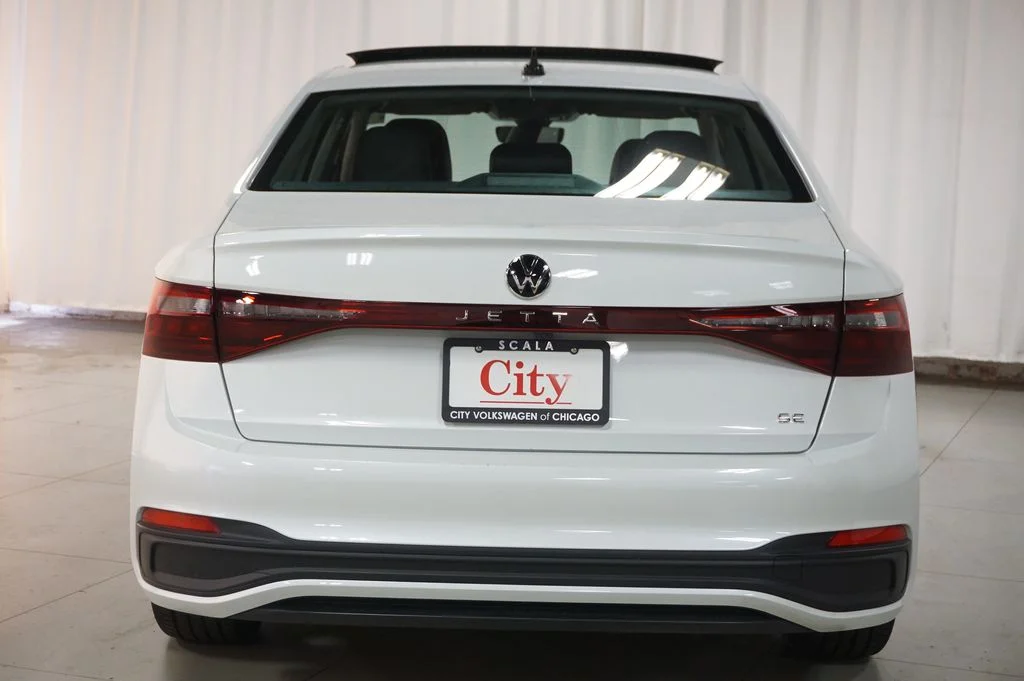 Certified Used 2025 Pure White Volkswagen 1.5T SE image 15