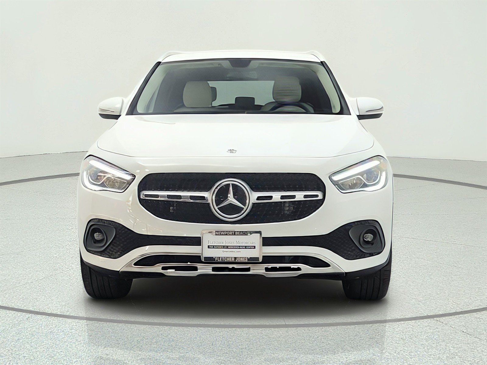 Used 2023 Digital White Metallic Mercedes-Benz GLA 250 SUV image 2