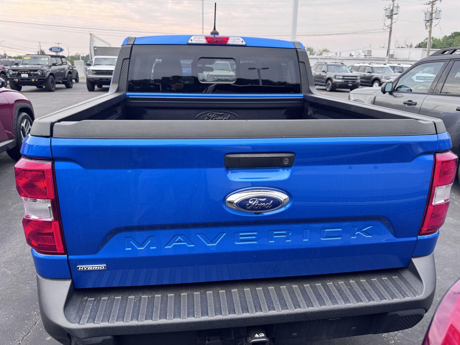 Used 2022 Velocity Blue Ford XL image 5