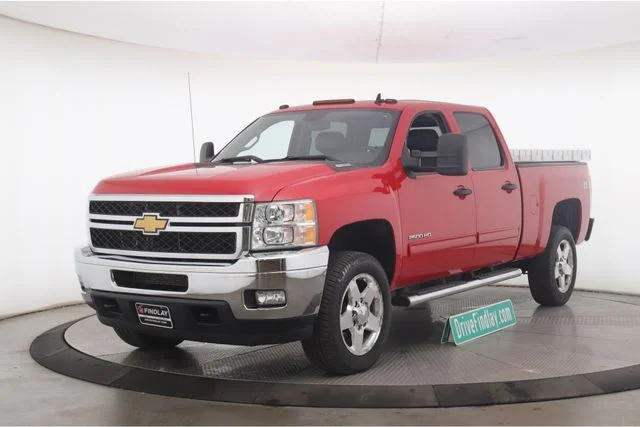 Used 2014 Red Chevrolet LT image 10