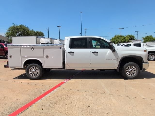 New 2026 Summit White Chevrolet WT image 27