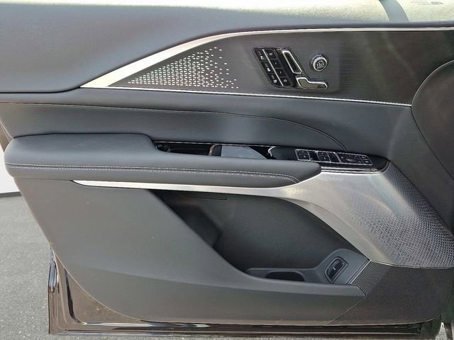 2026 Cadillac LYRIQ V Premium - Photo 12