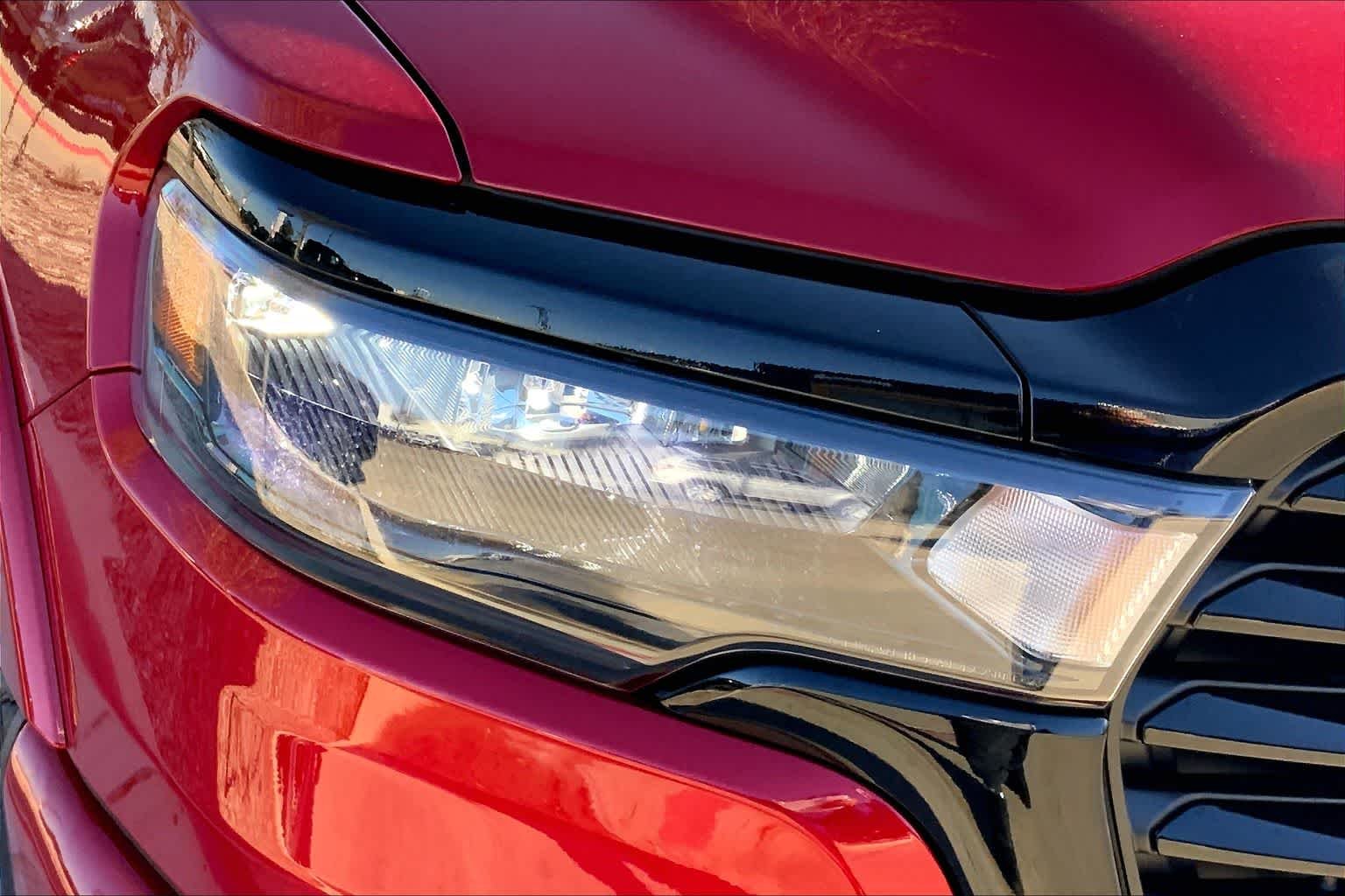 New 2026 Molten Red Pearl-Coat Exterior Paint RAM Laramie image 13