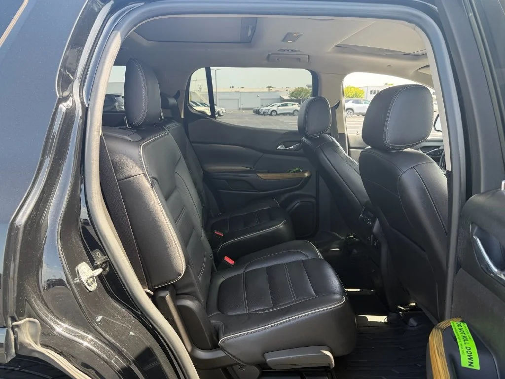 Used 2018 Black GMC Denali image 16