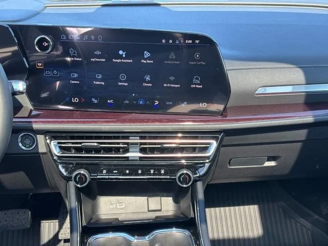 2026 Chevrolet Traverse Z71 - Photo 9
