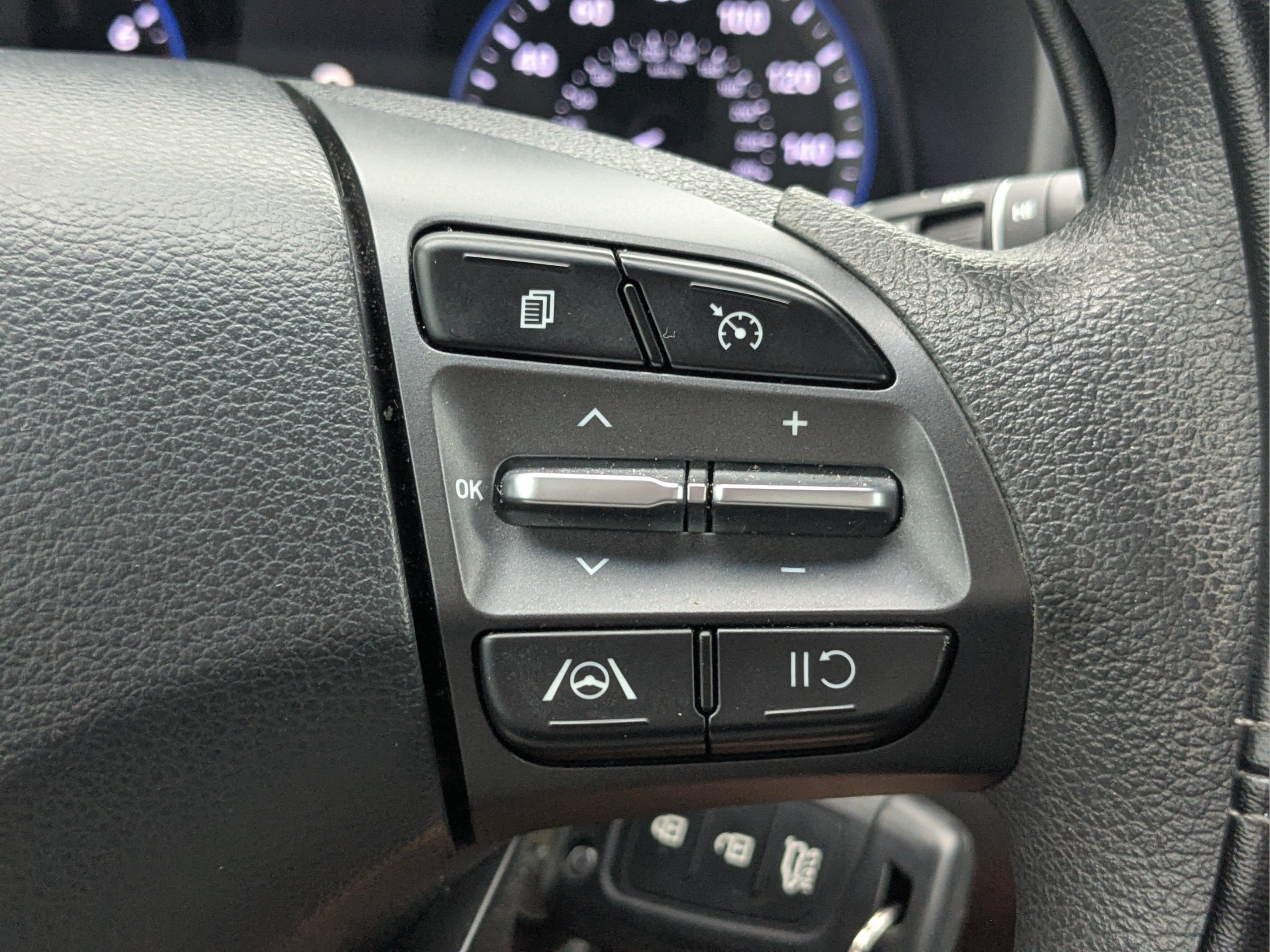 2022 Hyundai Kona SE - Photo 22