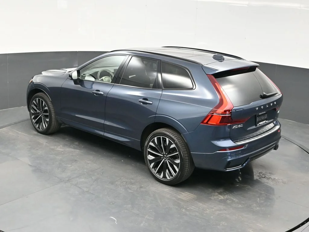 New 2026 Denim Blue Volvo Ultra image 35