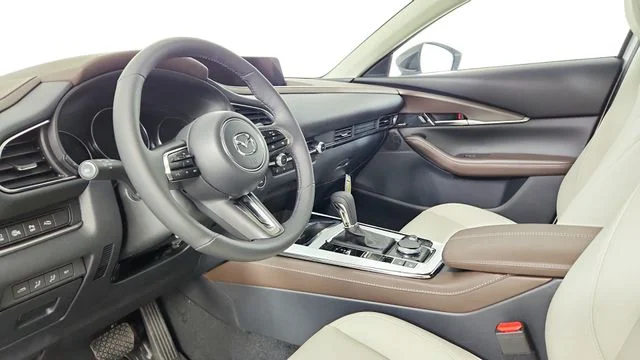 2025 Mazda CX-30 Turbo Premium Plus - Photo 12