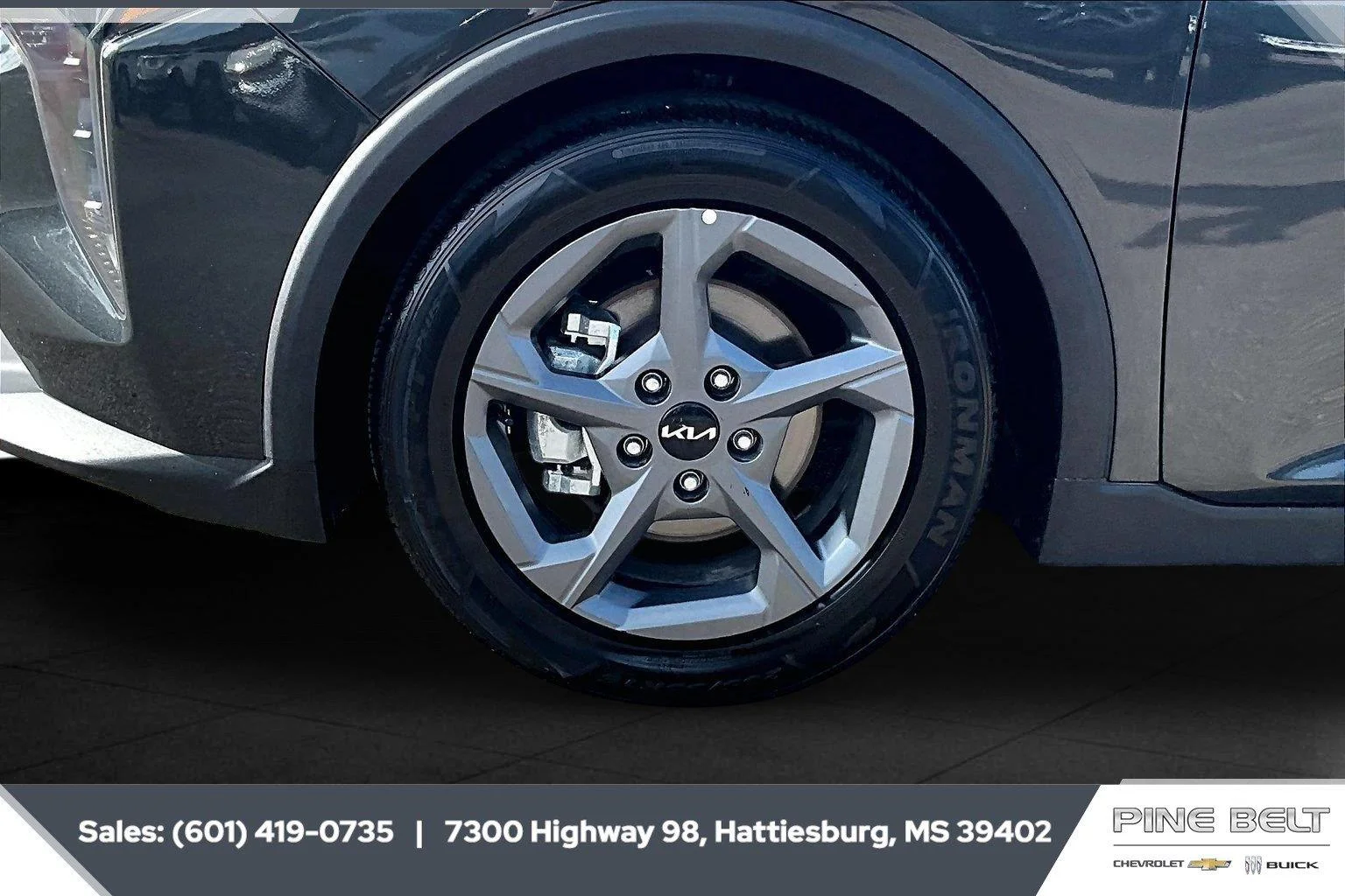 Used 2025 Interstellar Gray Kia LXS image 7