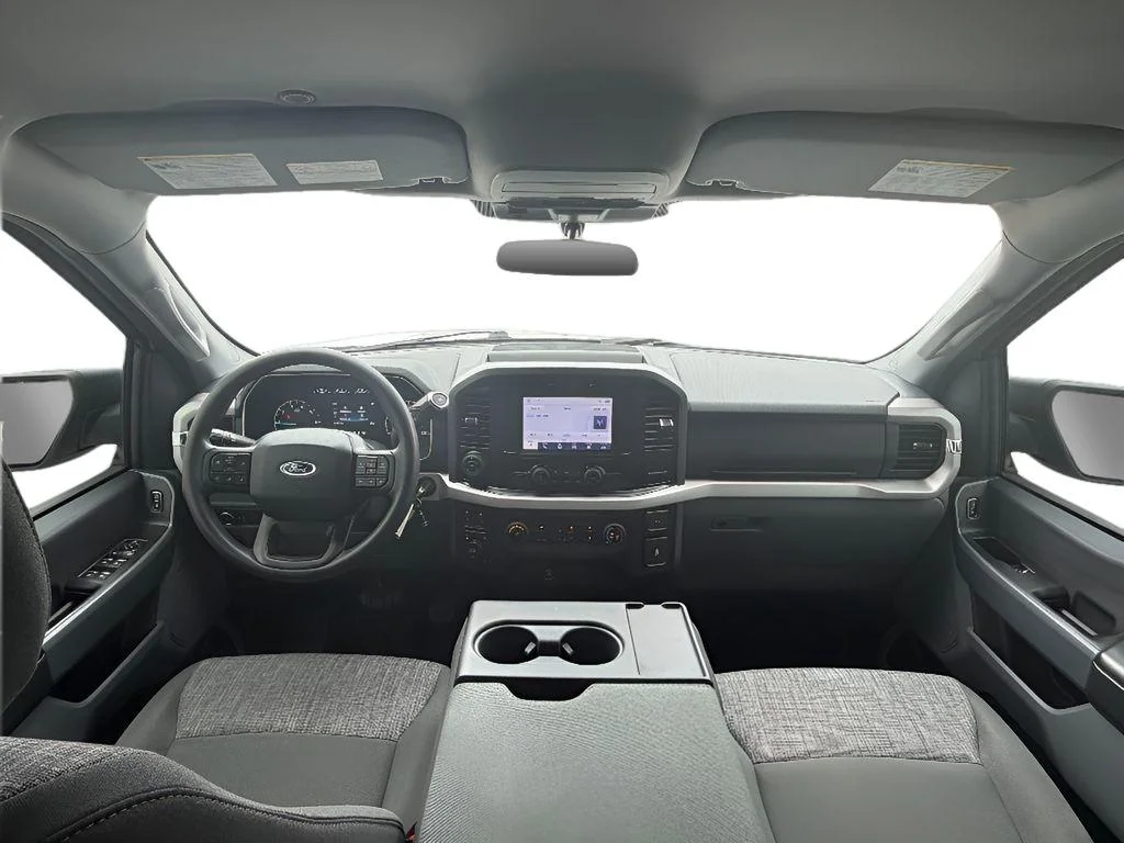 Used 2023 Oxford White Ford XLT image 10