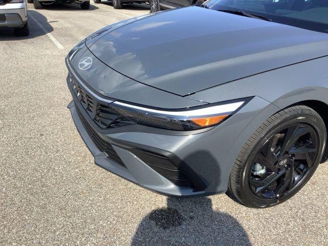 New 2026 Gray Hyundai SEL Sport image 31