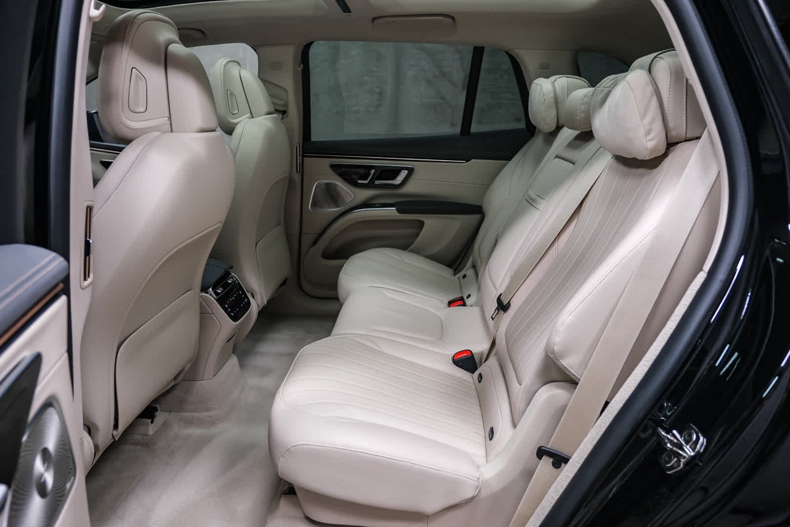 Certified Used 2023 Black Mercedes-Benz EQS 450+ image 24