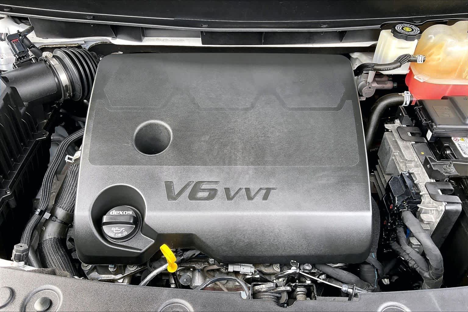 Used 2024 White Frost Tricoat Buick Essence image 55