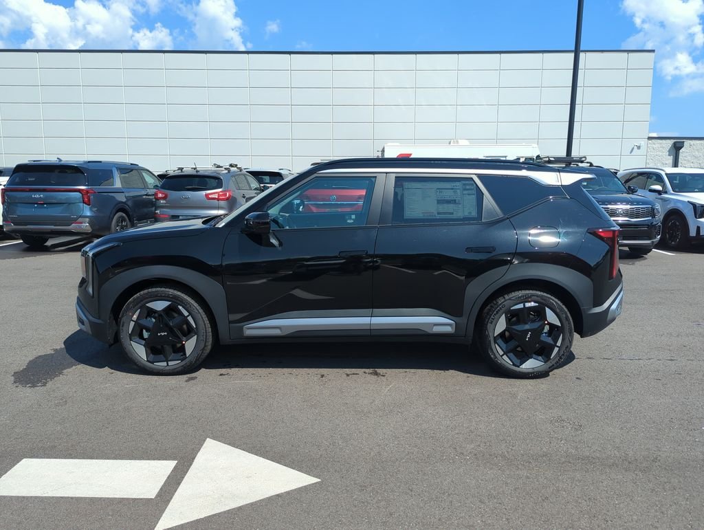 New 2027 Aurora Black Pearl Kia EX image 4
