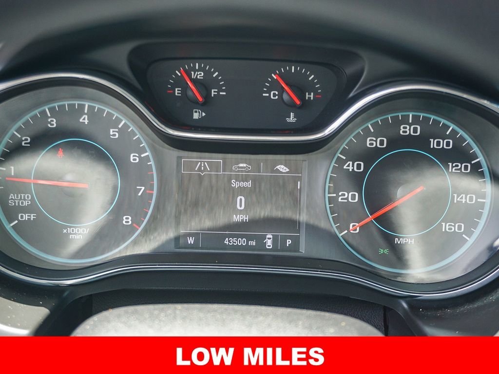 Used 2018 Gray Chevrolet LT image 20