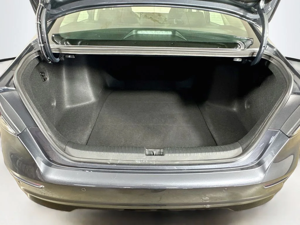 Used 2025 Gray Honda EX-L image 32