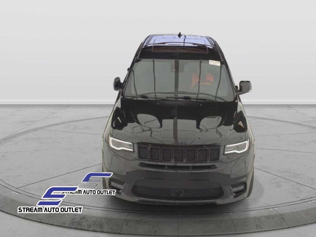 2020 Jeep Grand Cherokee SRT8 photo 2