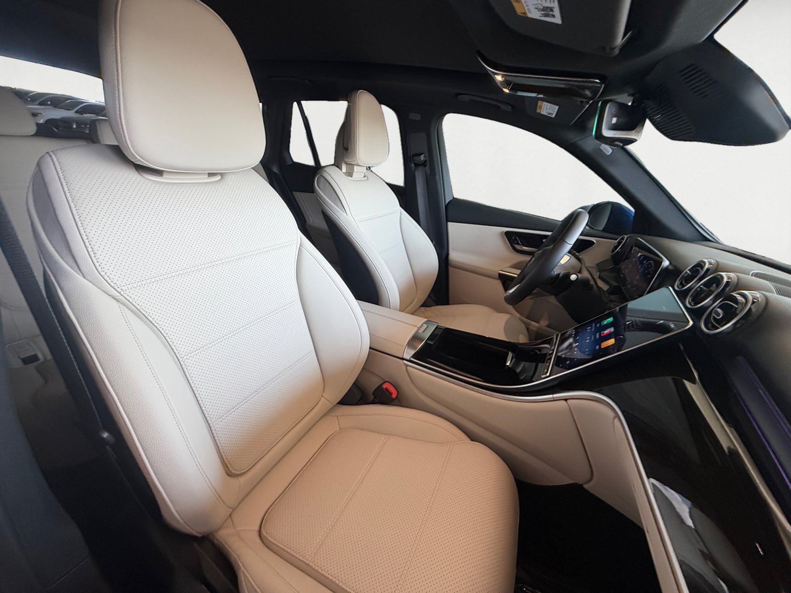 New 2026 Starling Blue Metallic Mercedes-Benz GLC 300 image 40