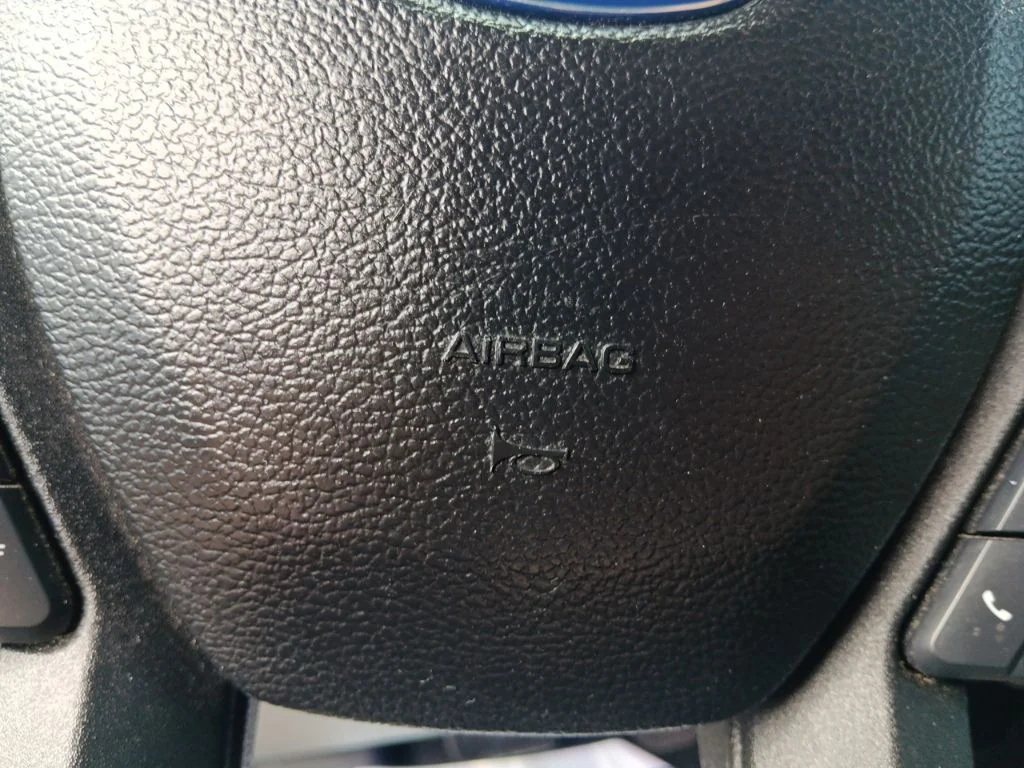 Used 2015 Tuxedo Black Metallic Ford XLT image 21