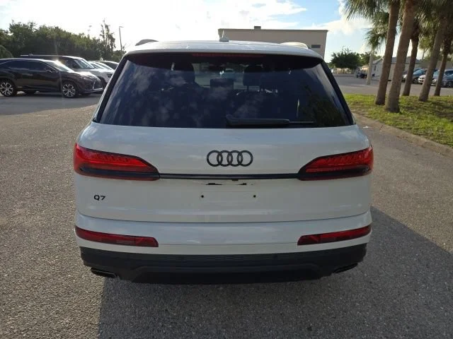 Used 2025 Carrara White Audi Premium Plus image 4