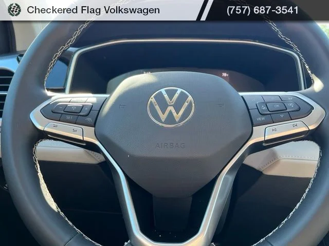 New 2026 Black Volkswagen 1.5T SE image 34