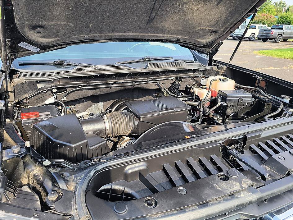 Used 2026 Black Chevrolet LT image 17
